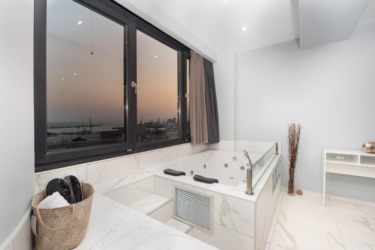Sea & City Luxury Suite Thessaloníki Exteriör bild